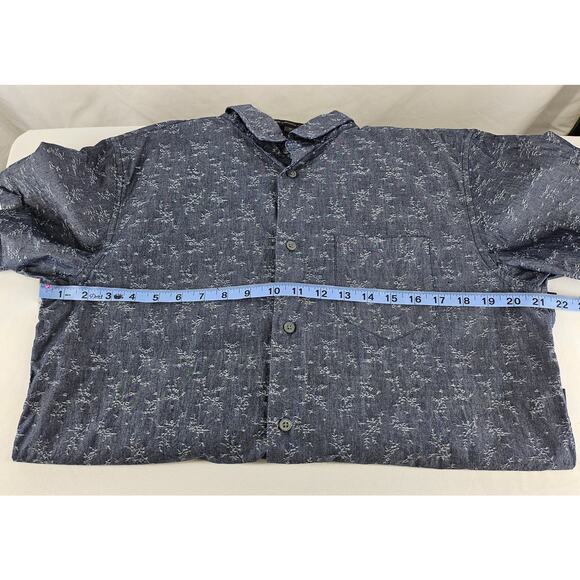 JOHN VARVATOS MEN'S CHAMBRAY DENIM EMBROIDERED BUTTON-DOWN SHIRT SIZE MEDIUM - Picture 6 of 9